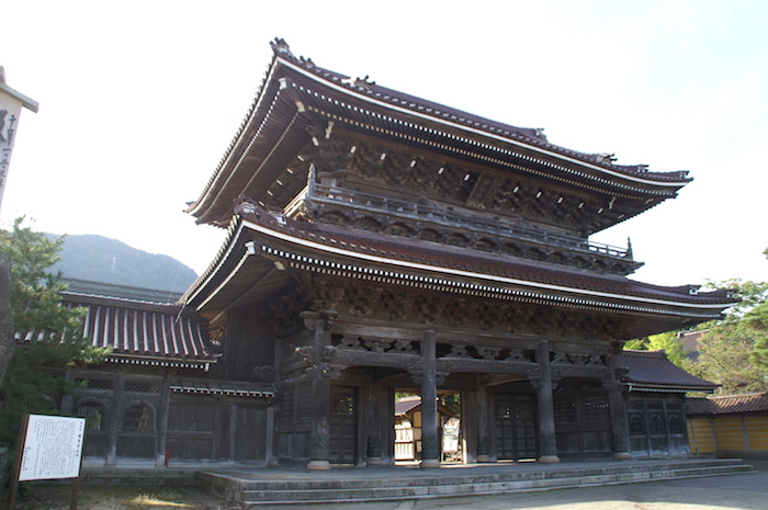 瑞泉寺山門の画像