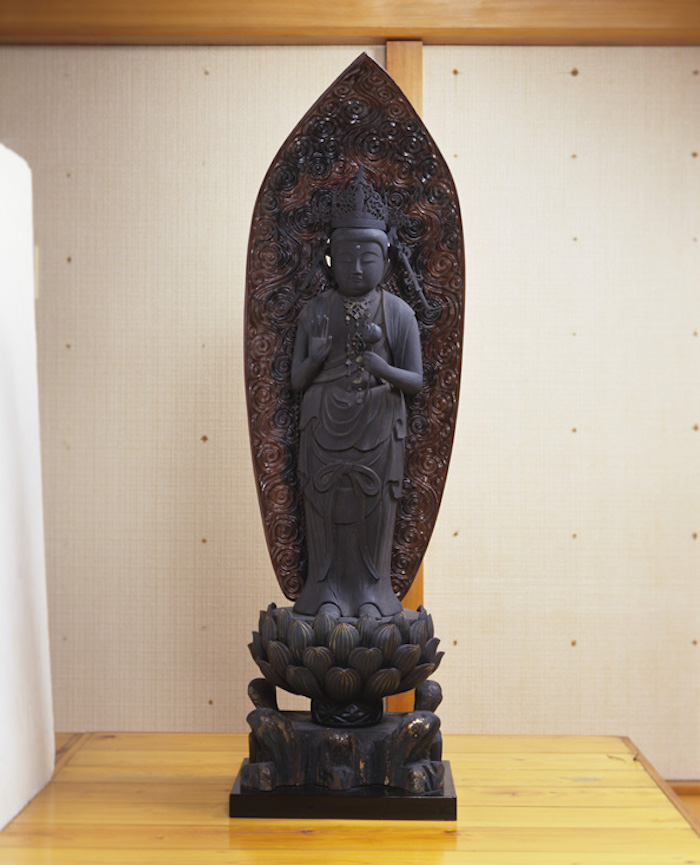 木造聖観世音菩薩立像の画像